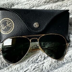 Ray ban aviator sunglasses black